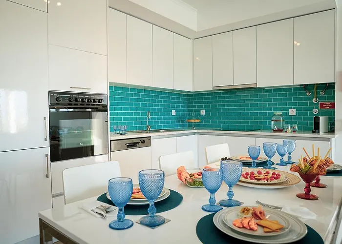 Апартаменты Marlin House Iv *