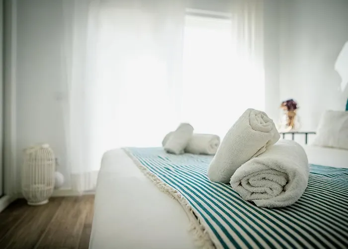 Апартаменты Marlin House Iv