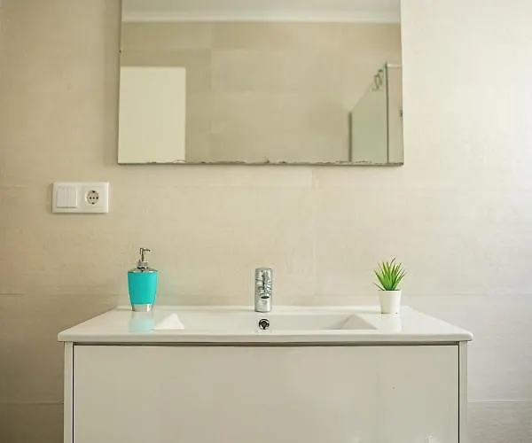 Апартаменты Marlin House Iv